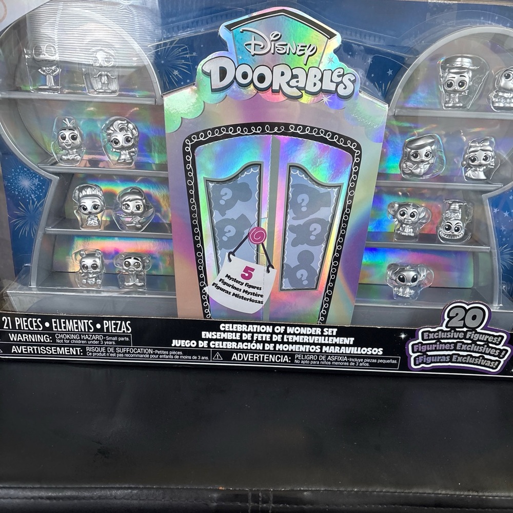 Disney Doorables Silver Celebration Set